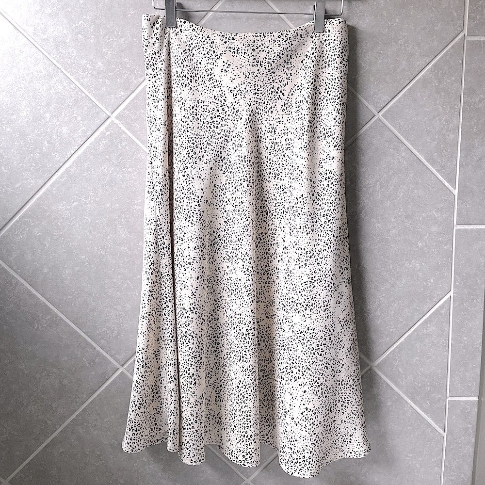 Antonio Melani Silky Leopard Midi Skirt Size 4